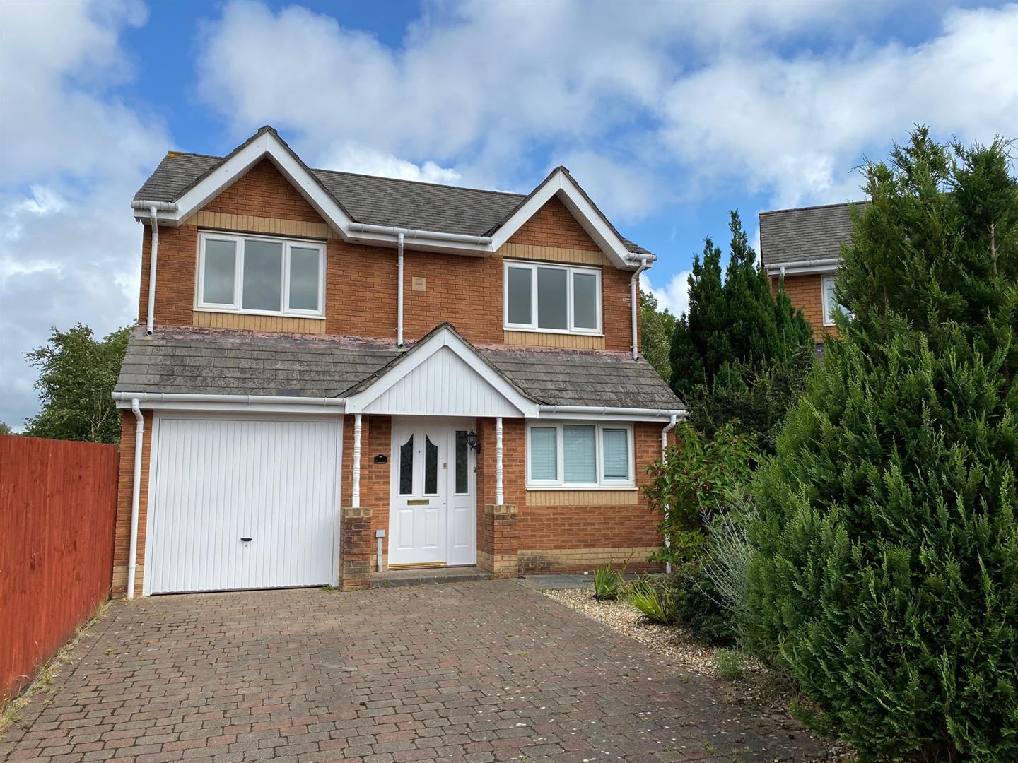 Llys Pentre, Broadlands, Bridgend, CF31 5DY